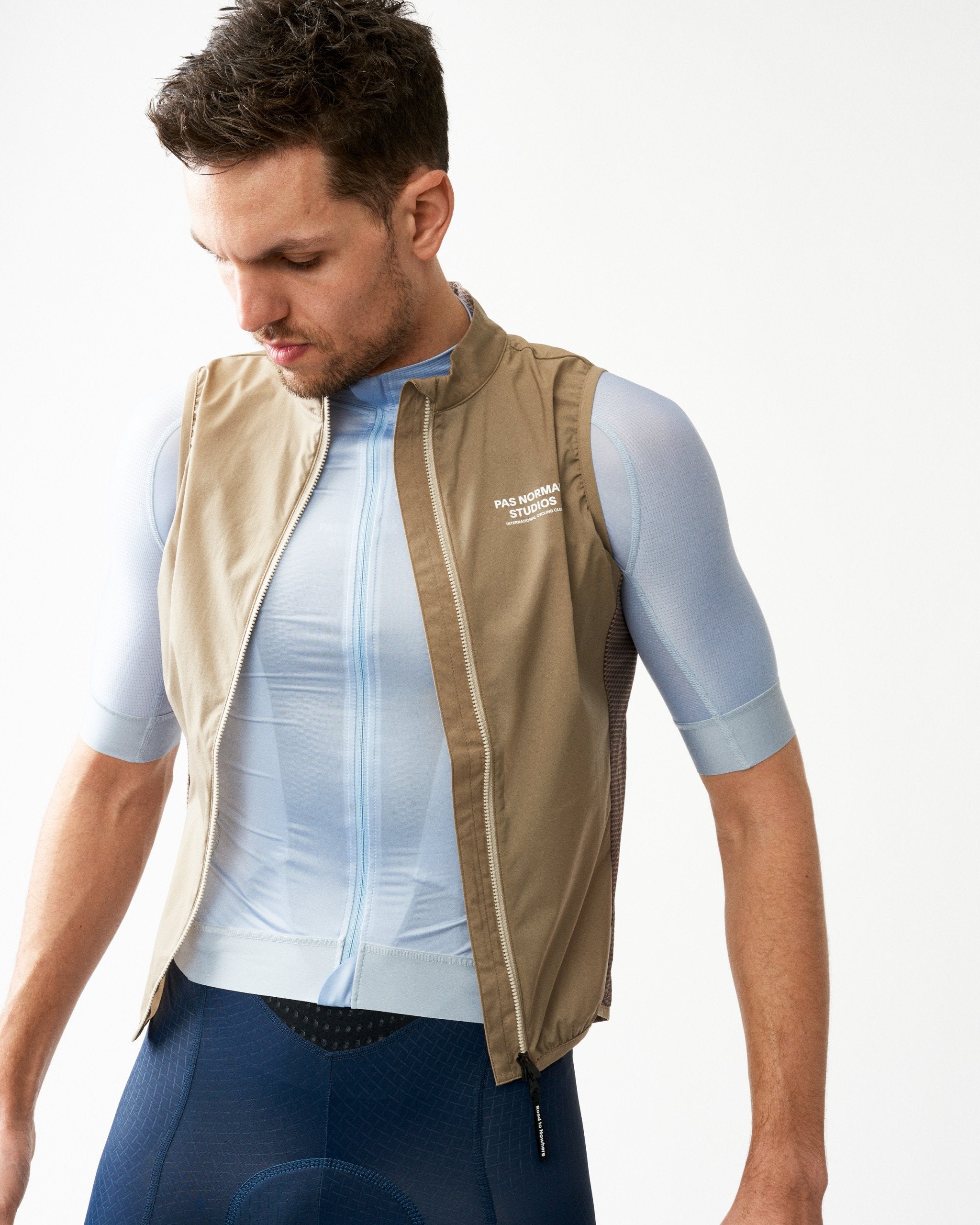 パスノーマルスタジオ MECHANISM STOW AWAY GILET Men's Mechanism Stow Away Gilet | Pas Normal Studios